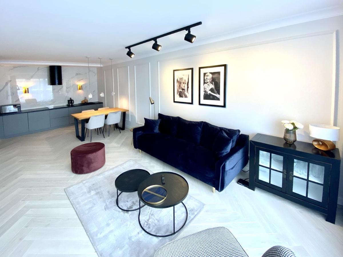 Rent Apartment *