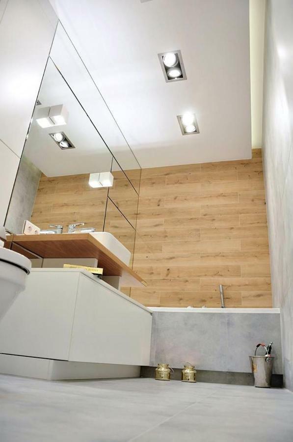 Rent Apartment *